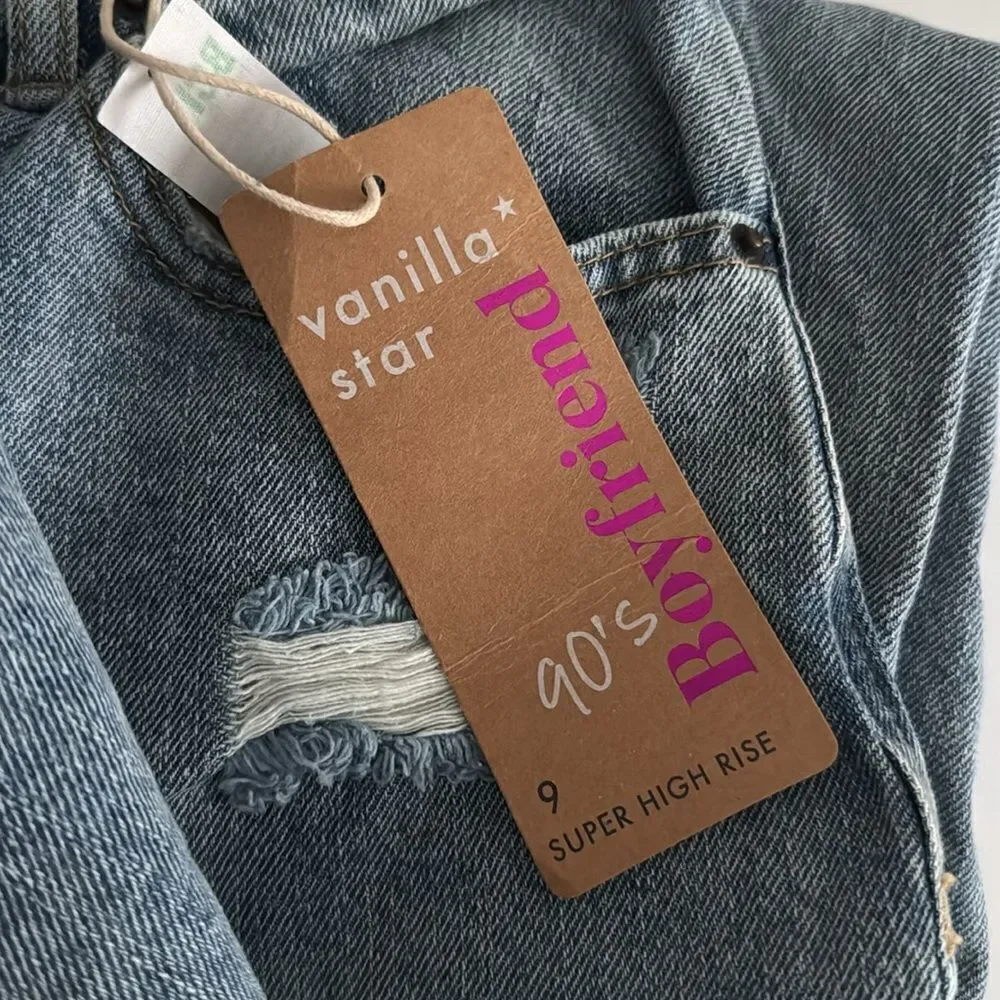 Vanilla Star Distressed Boyfriend 90’s Jeans in dark Wash NWT